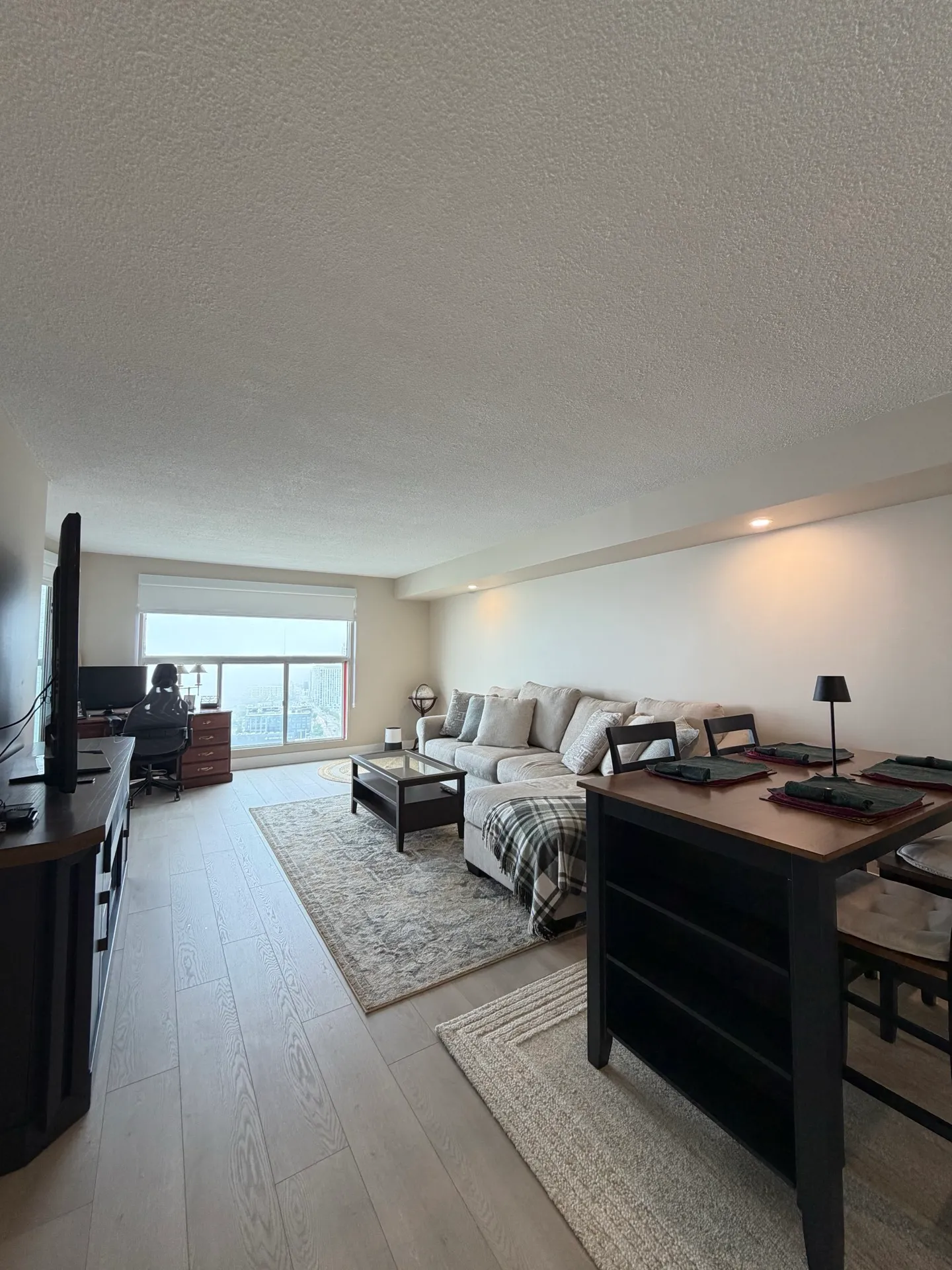 Downtown toronto harbour square condo renovation gallery 04