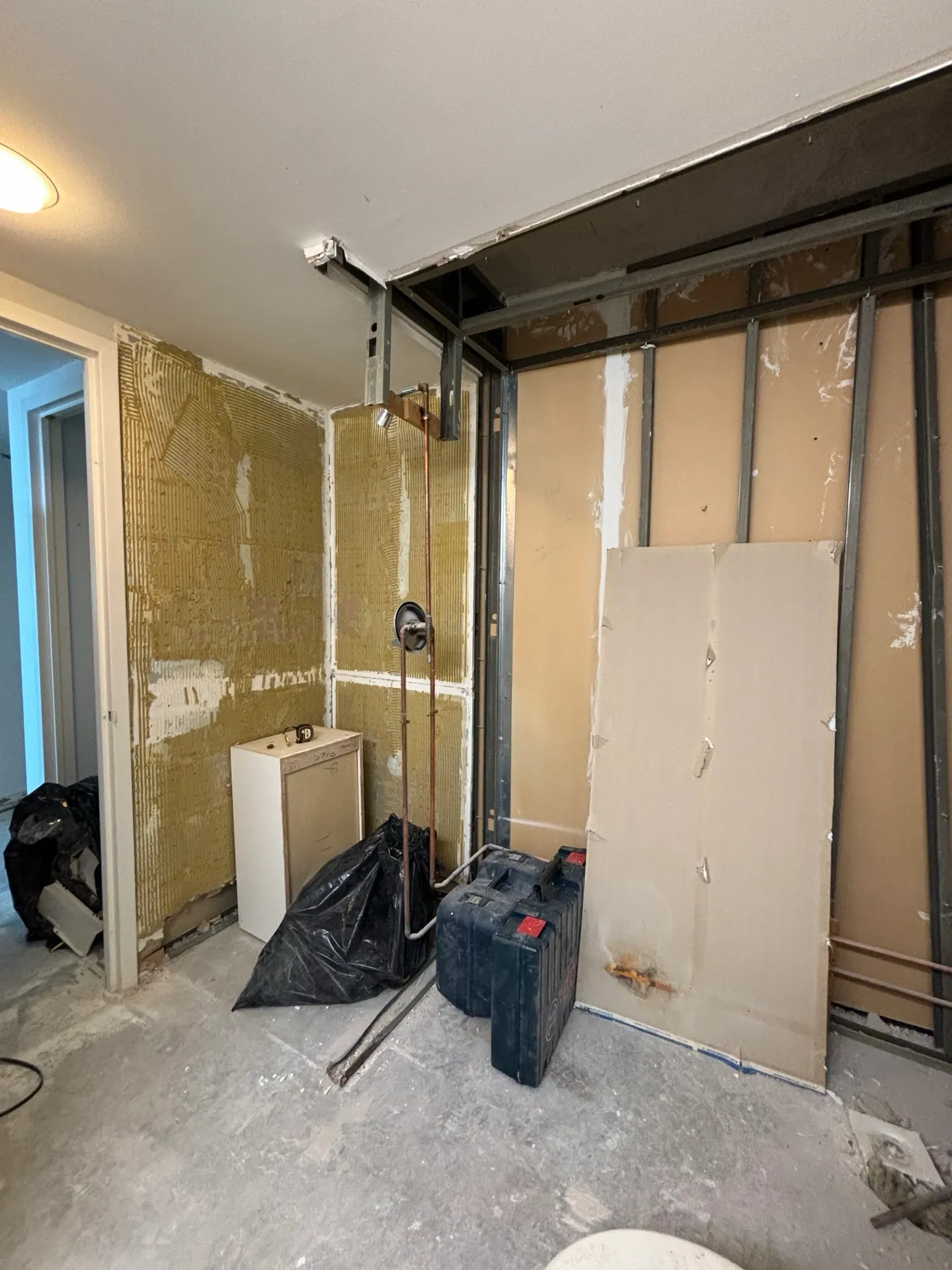 Downtown toronto harbour square condo renovation gallery 08
