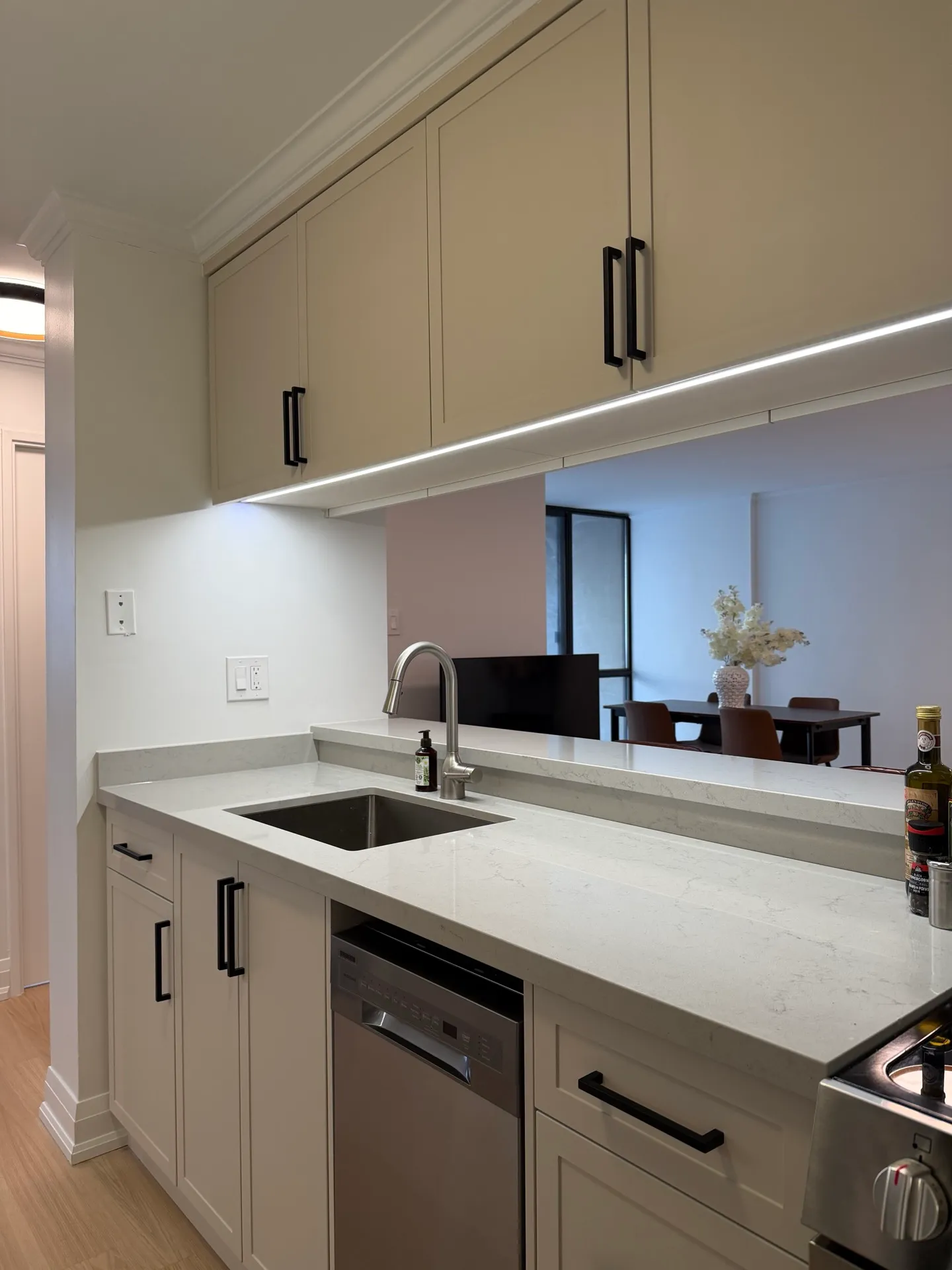 Downtown toronto scandinavian full condo renovation gallery 07
