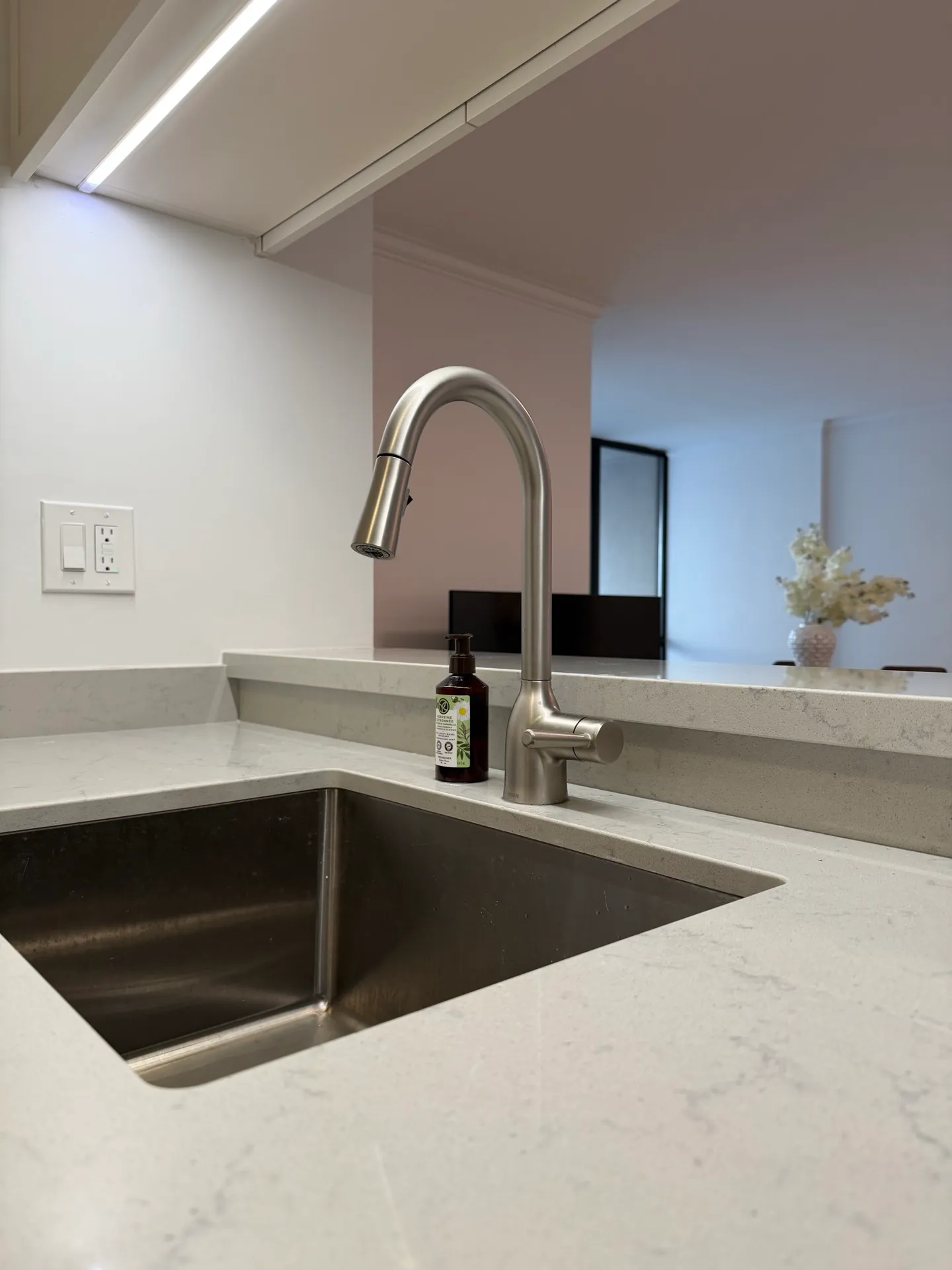 Downtown toronto scandinavian full condo renovation gallery 08