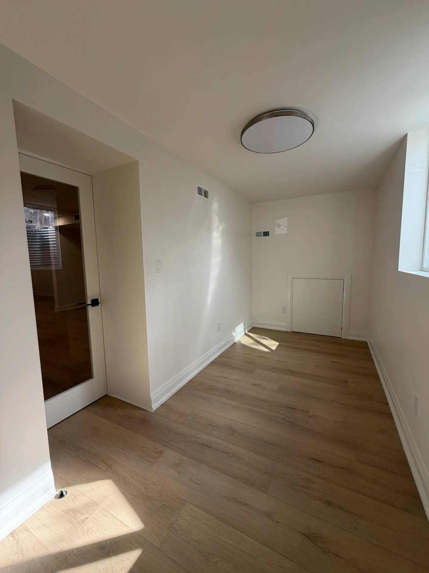 Gallery 04 — High Park Basement Finishing