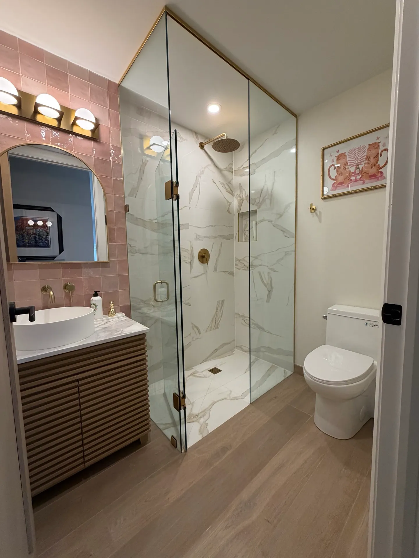 Gallery 17 — Lakefront Full House Renovation