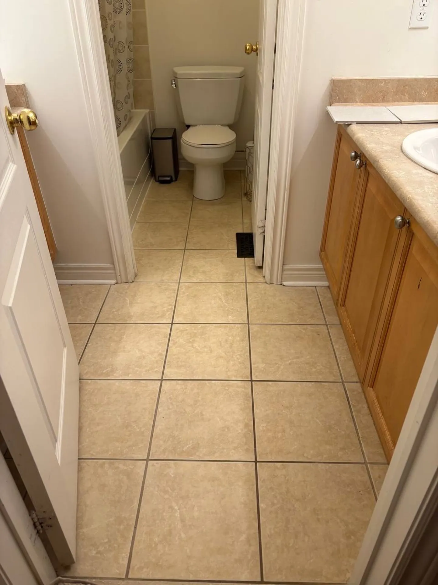 Gallery 07 — Mississauga Whole Home Renovation