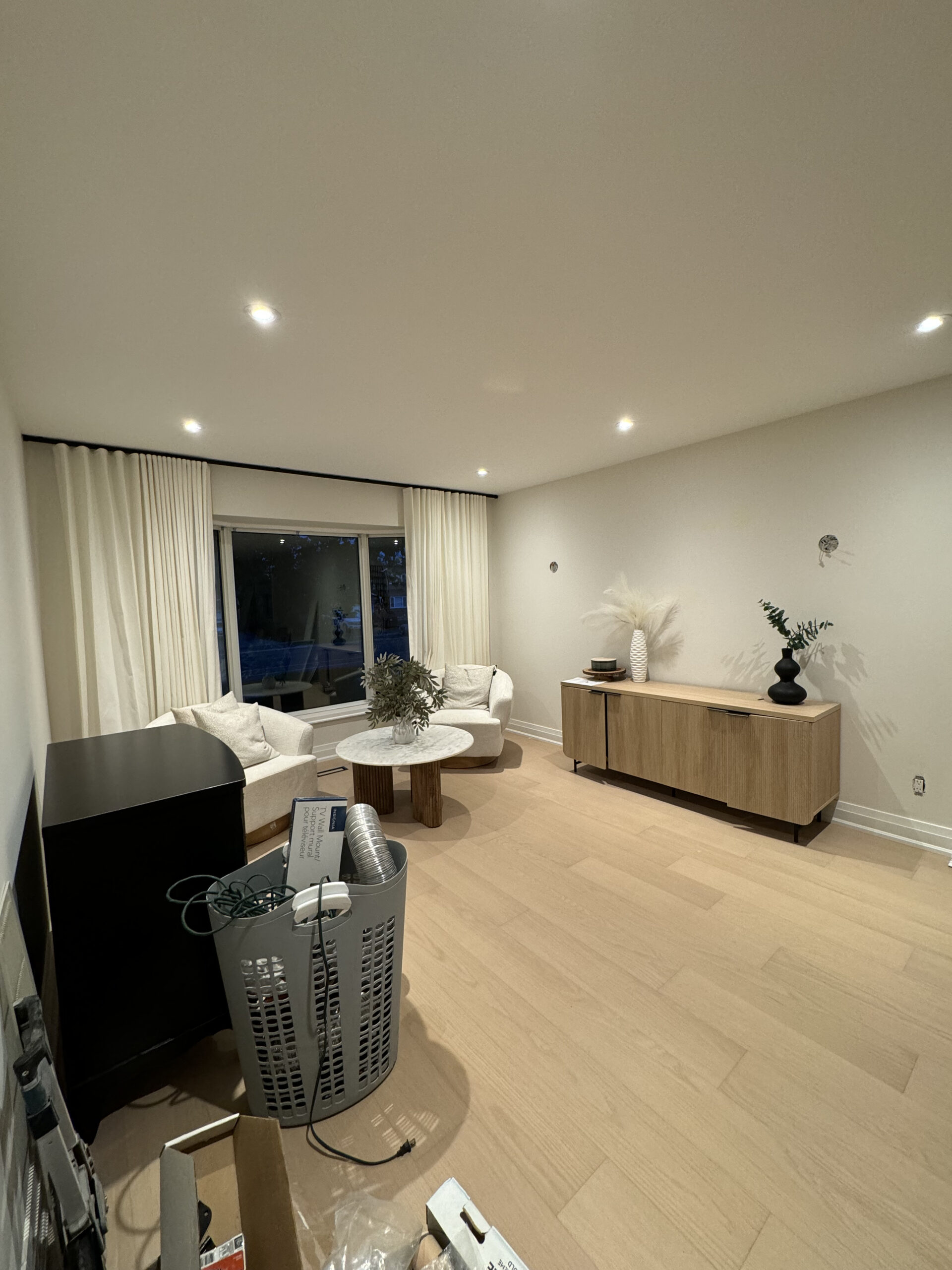 Oakville home renovation living room modern decor