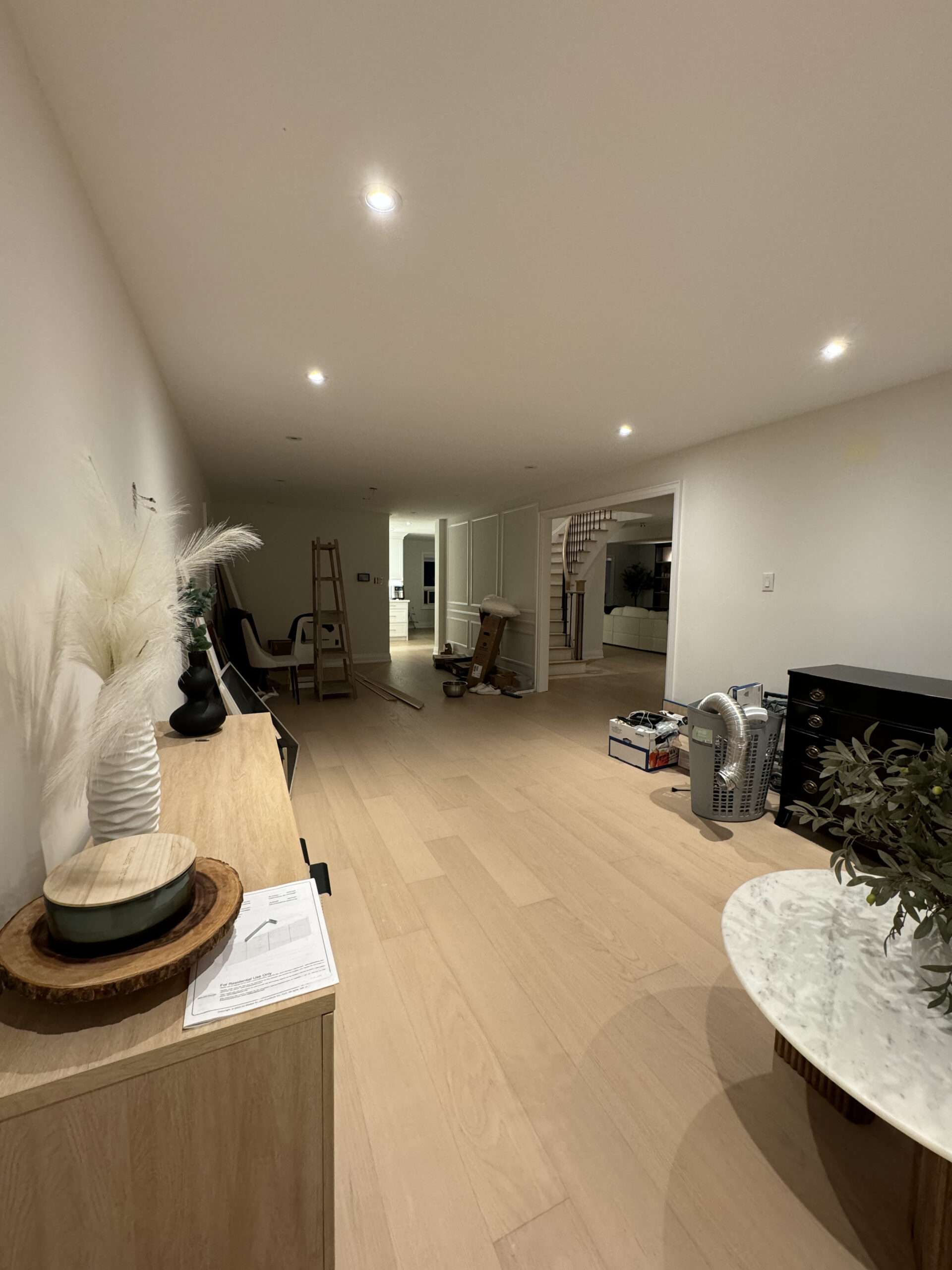 Spacious modern living room renovation oakville