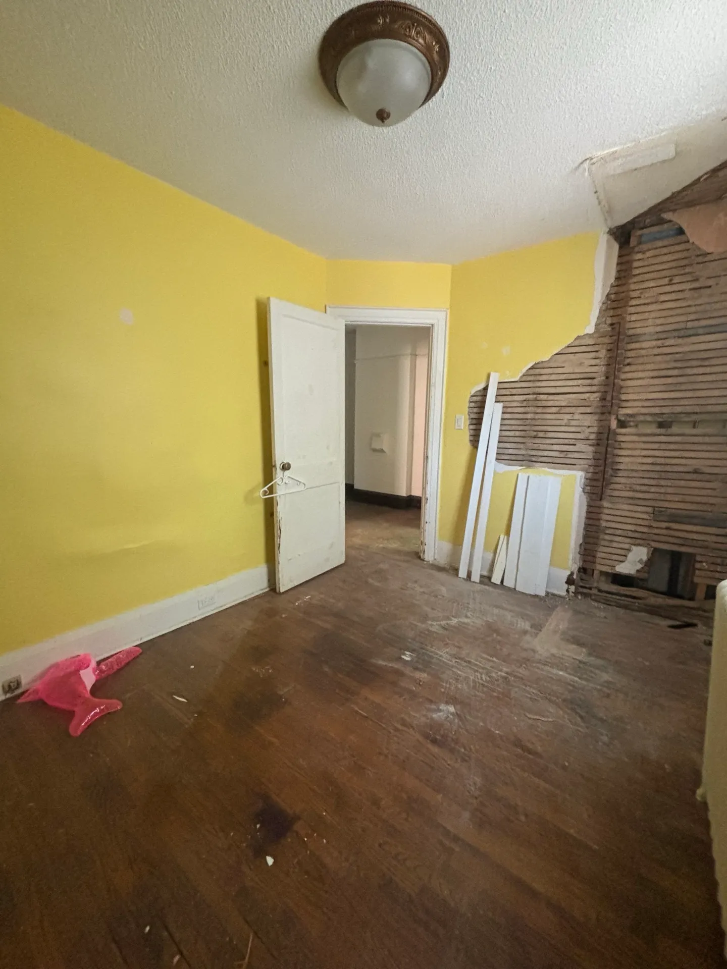 Toronto beaches full home renovation gallery 03